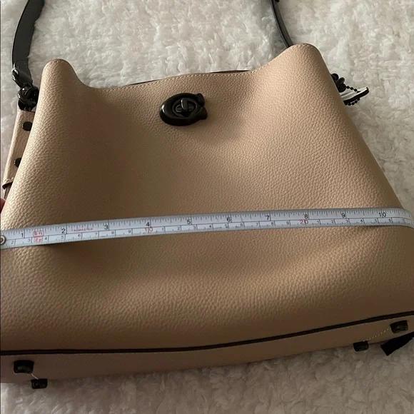 Coach Willow Elegant Tan and Gray Women's Bag - Picture 11 of 15